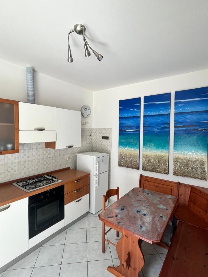Appart 21 Artistic Beach Apartment Lignano Sabbiadoro Eksteriør bilde