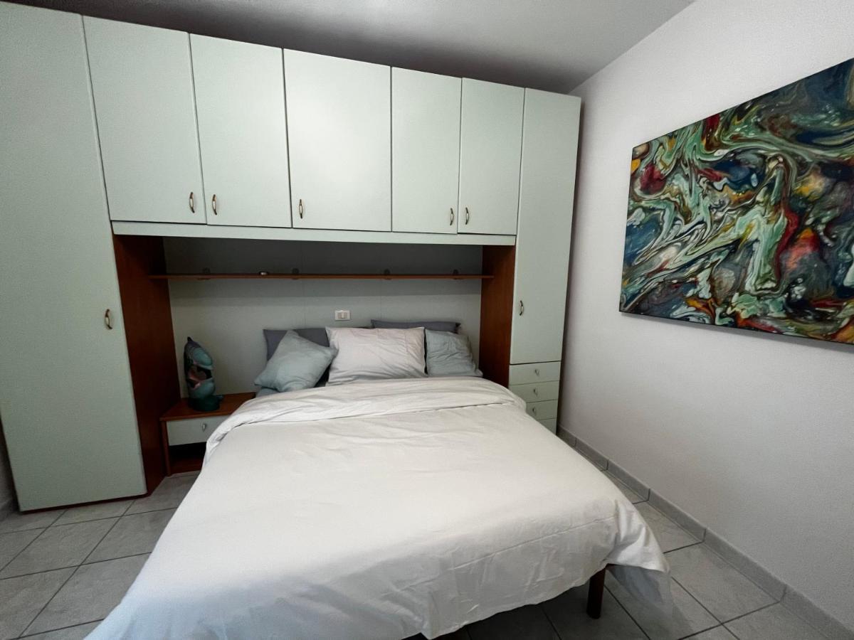 Appart 21 Artistic Beach Apartment Lignano Sabbiadoro Eksteriør bilde
